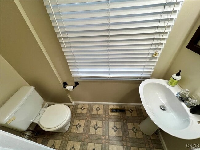 Building Photo - 4431 Heritage Dr