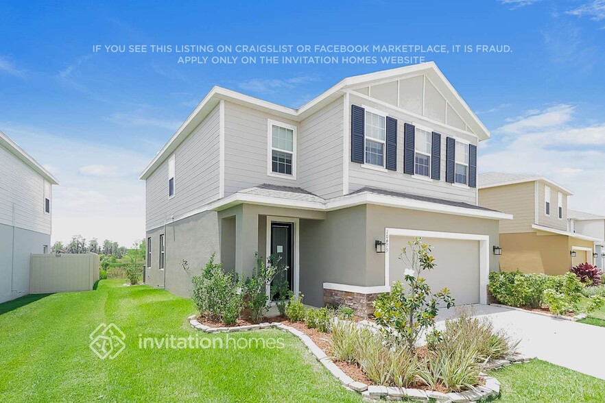 Building Photo - 10479 Hawks Landing Dr