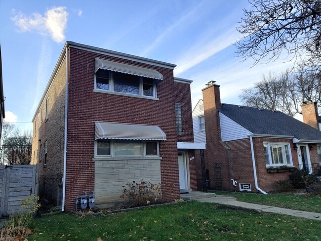 Building Photo - 724 Florence Ave