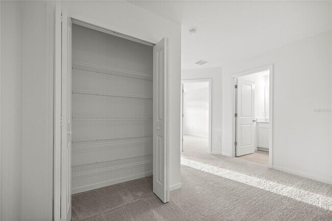 Building Photo - 3594 SE 37th Ct