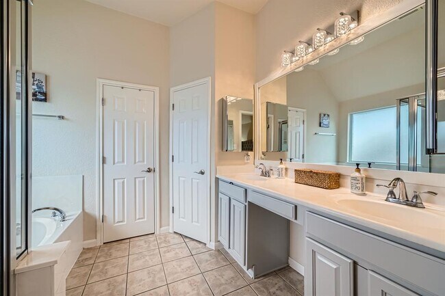 Building Photo - 1011 Bretton Woods Dr