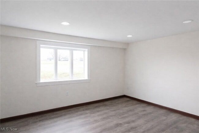 Building Photo - 7349 Tippecanoe Rd