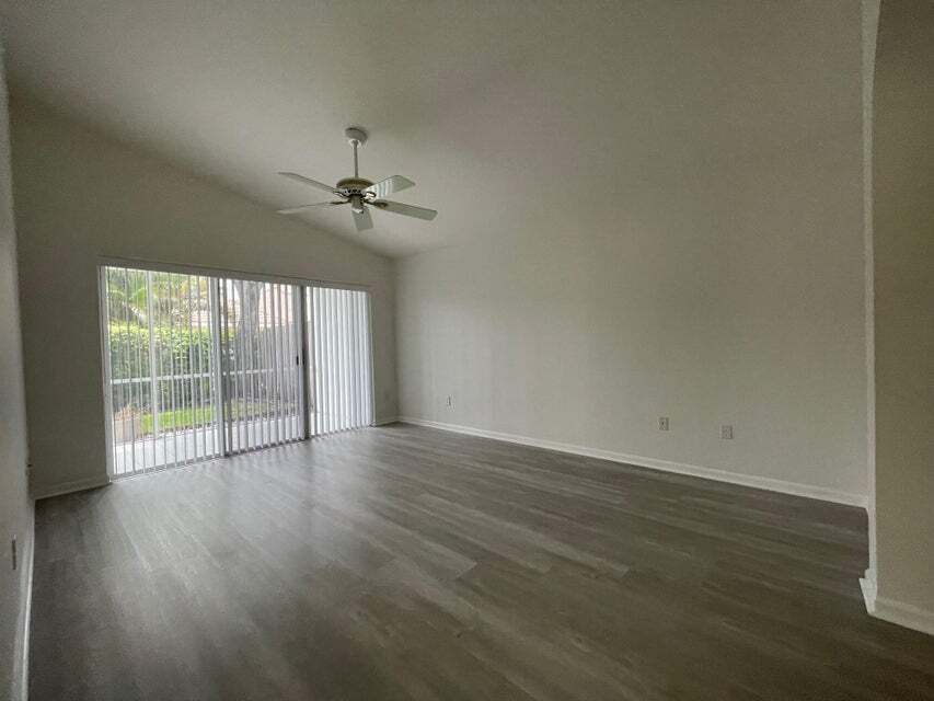 Building Photo - 22875 Barrister Dr
