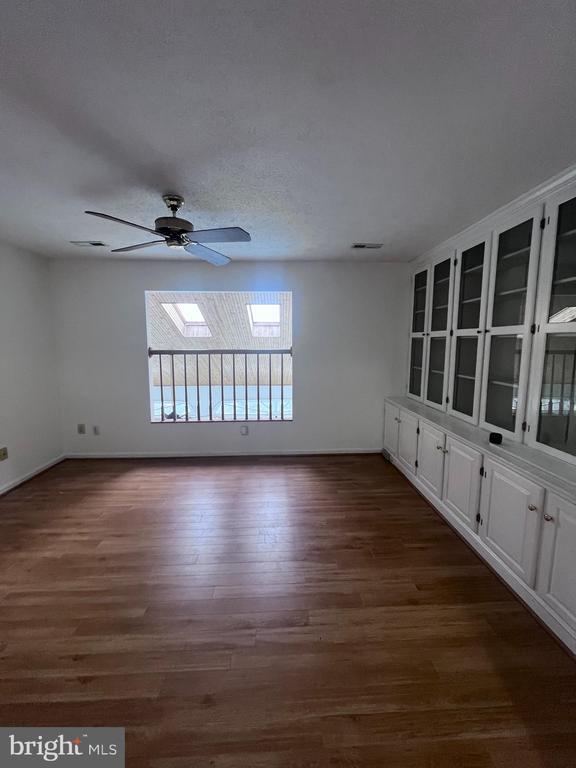 Building Photo - 3012 Cruiser Dr