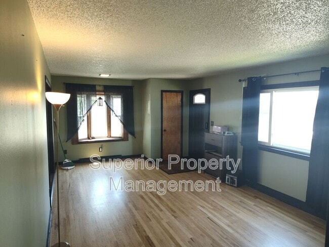 Building Photo - 803 Hot Springs Ave