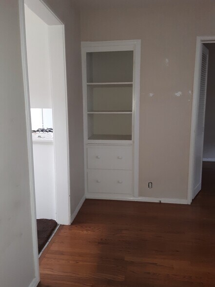 Building Photo - 366 Cypress Dr