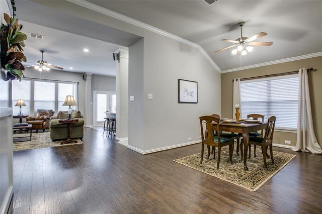 Building Photo - 2007 Highland Dr