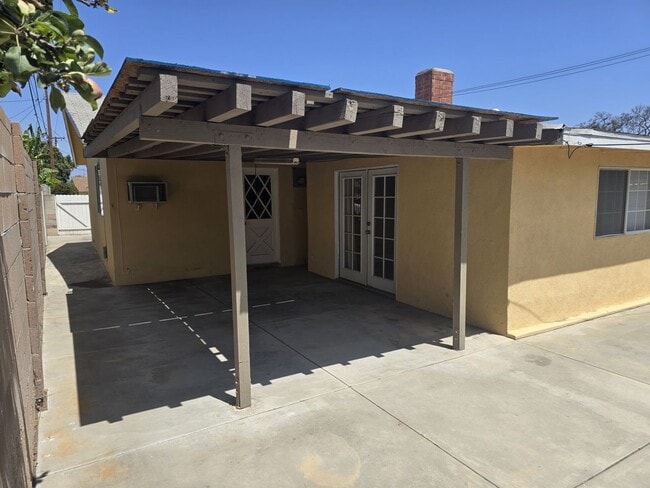 Building Photo - Beautiful Rental in Garden Grove