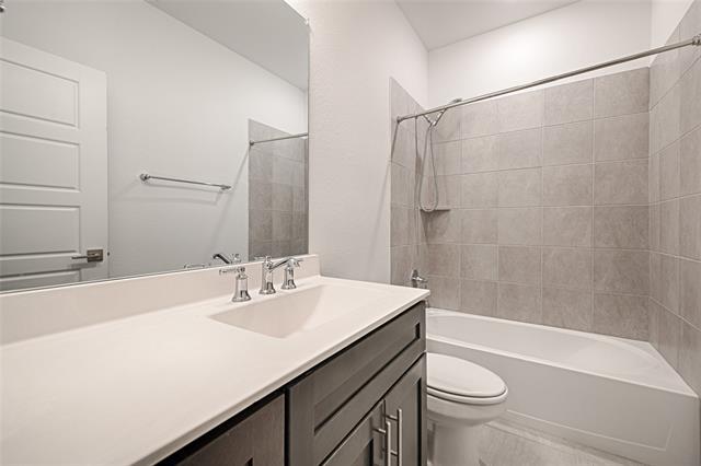 Building Photo - 3511 Clara Dr
