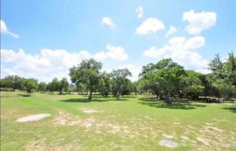 Building Photo - 9008 Gainsborough Dr