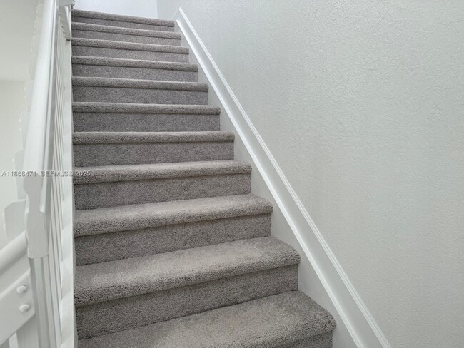 Building Photo - 2659 SE 24th Dr