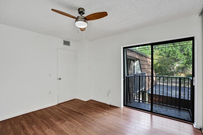 Building Photo - 9111 SW 20th St