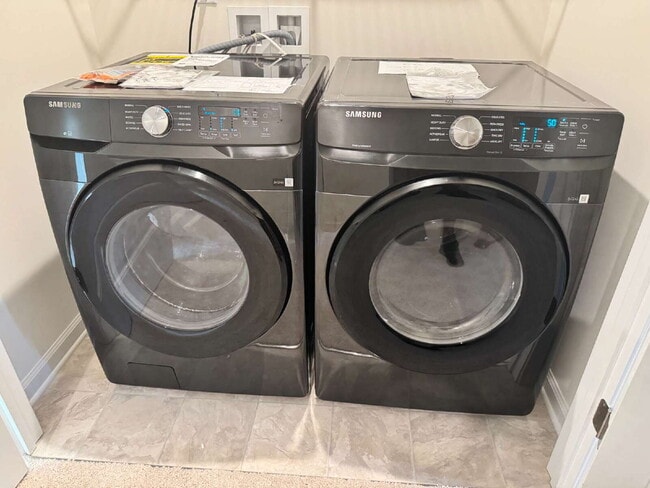 Building Photo - Brand New 3-Bedroom Townhome for Rent in The Glens at Scott Place ***MOVE IN SPECIAL $500 off fir...