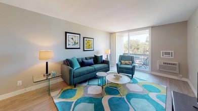 1 Bedroom - Modern Studio, 1 & 2 Bedroom Apartments in La Mesa Near Lake Murray