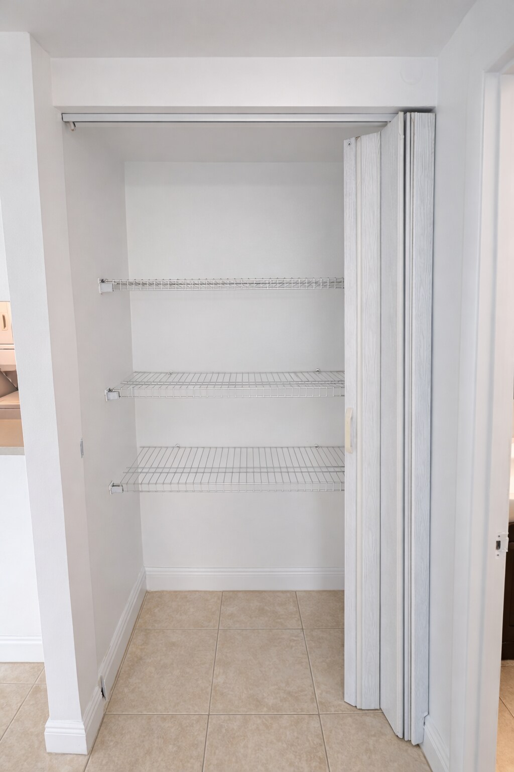 Building Photo - 5332 NE 6th Ave