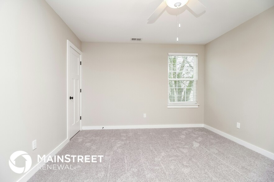 Building Photo - 4006 Ella Cook Cir