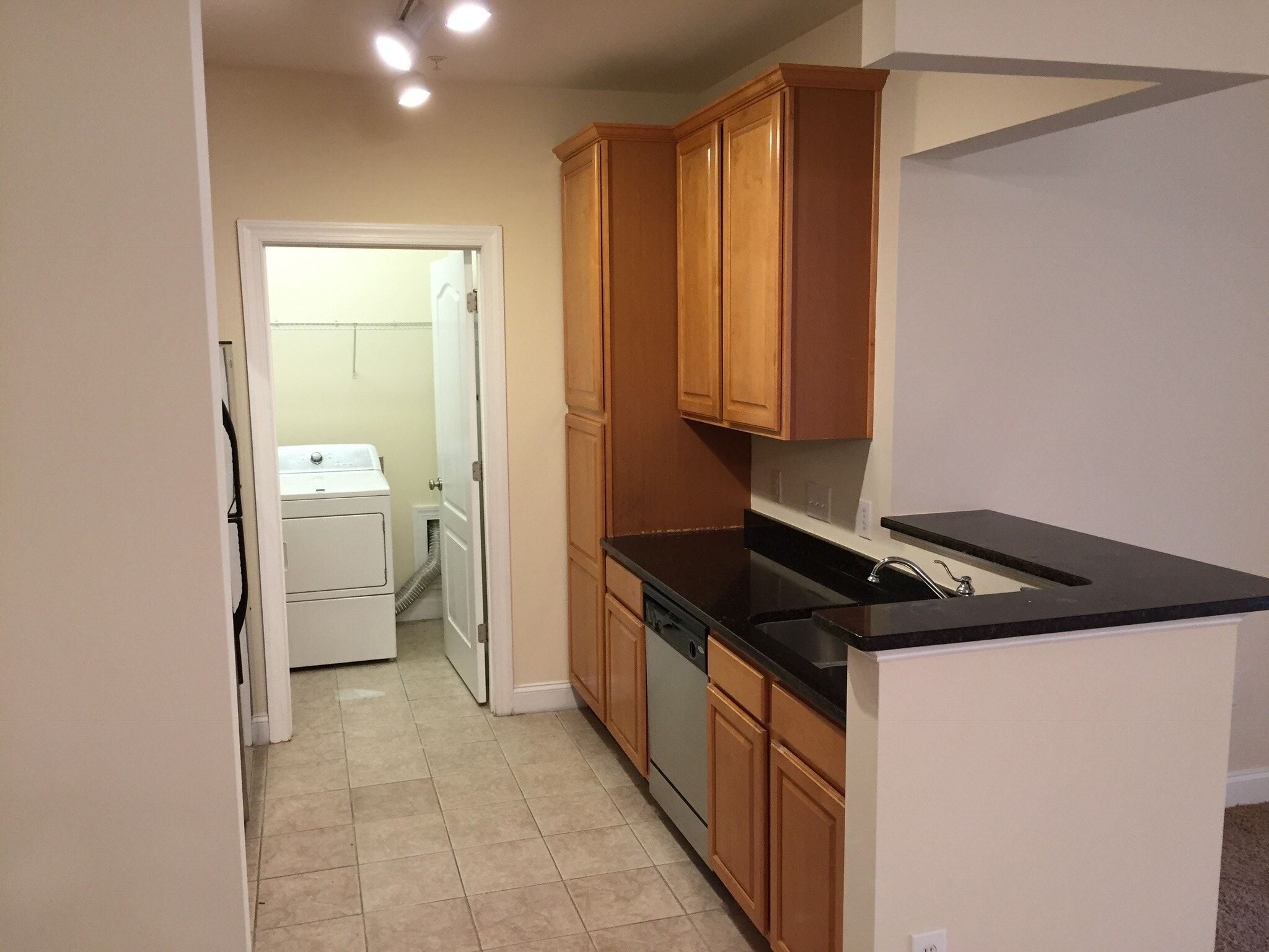 Kitchen Right Side - 2810 Bedford Green Dr
