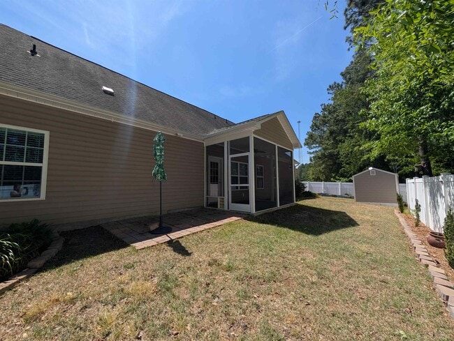 Building Photo - 244 Belclare Way