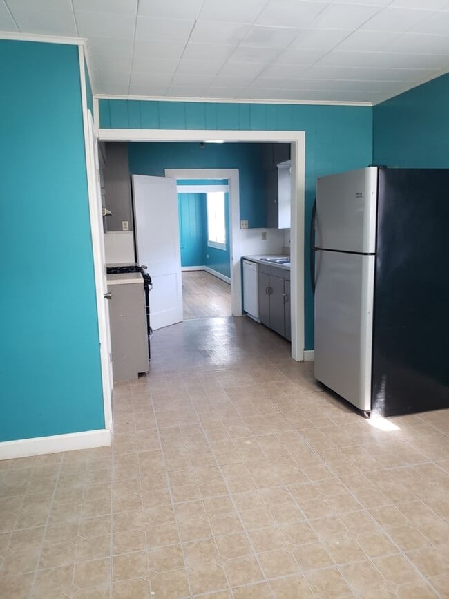 Building Photo - 3-Bedroom 2-Bathroom Home in downtown Houma