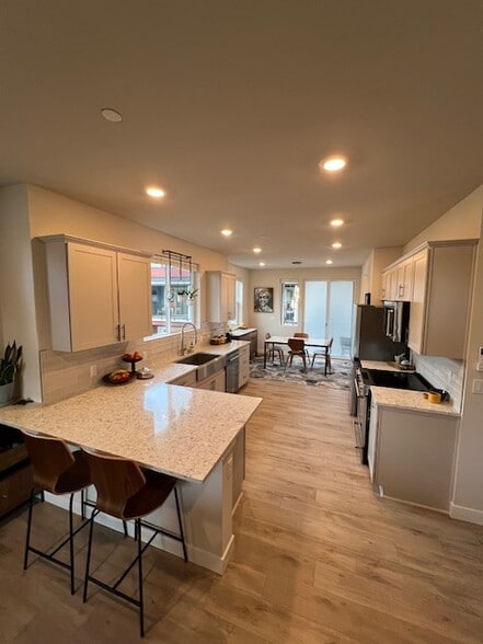 Kitchen - 379 E Park St