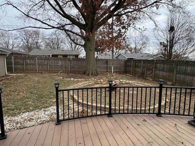 Building Photo - 4611 Scott St