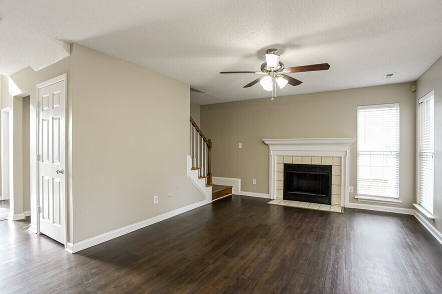 Building Photo - 14133 Southbridge Forest Dr