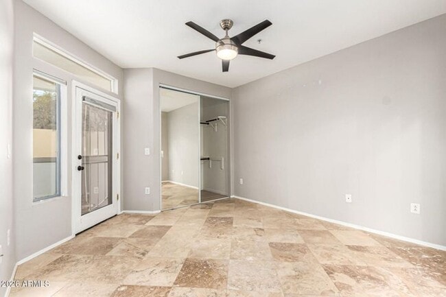 Building Photo - 2992 N Miller Rd