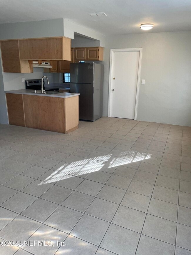 Building Photo - 3804 Bunnell Dr