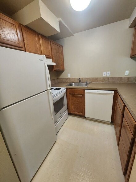 Interior Photo - Heather Ridge