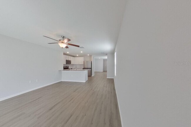 Building Photo - 8584 SW 44th Ct