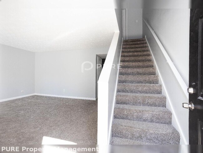 Building Photo - 6528 Buffington Rd