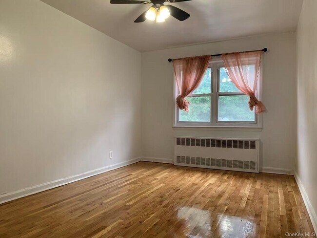 Building Photo - 32-39-39 55th St