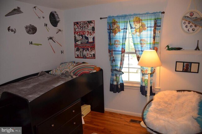 Building Photo - 8705 Yardley Dr