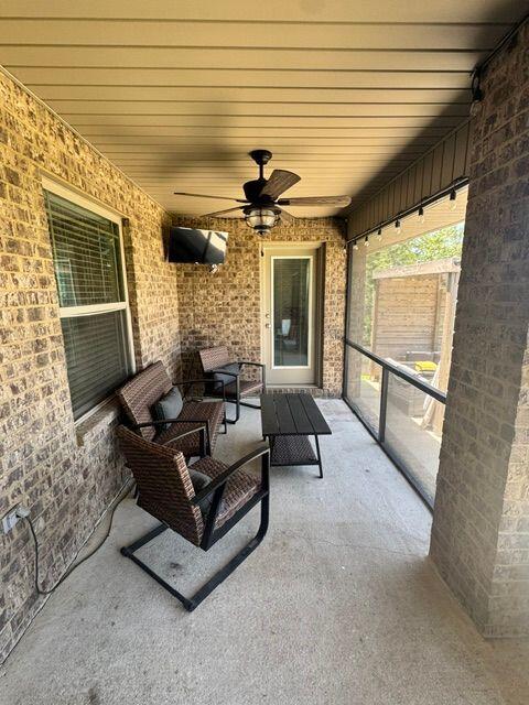 Building Photo - 5746 Periwinkle Ln