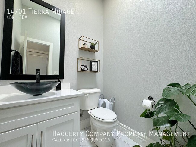 Building Photo - 14701 Tierra Mirage Ave