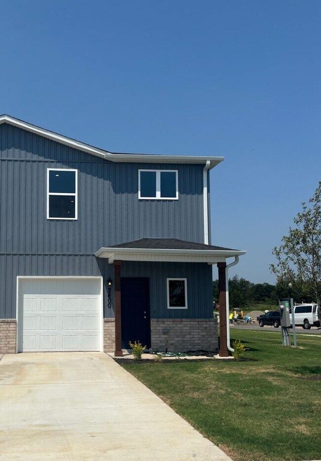 Primary Photo - Modern Living in Bentonville: 3 Bed, 2.5 B...