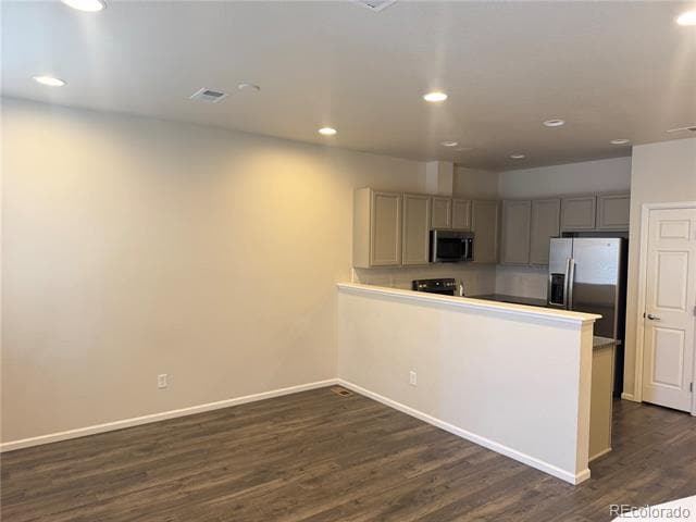 Building Photo - 6506 N Biscay St