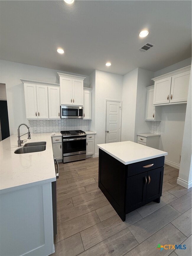 Building Photo - 259 Bodensee Pl