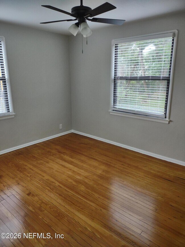 Building Photo - 1552 Naldo Ave