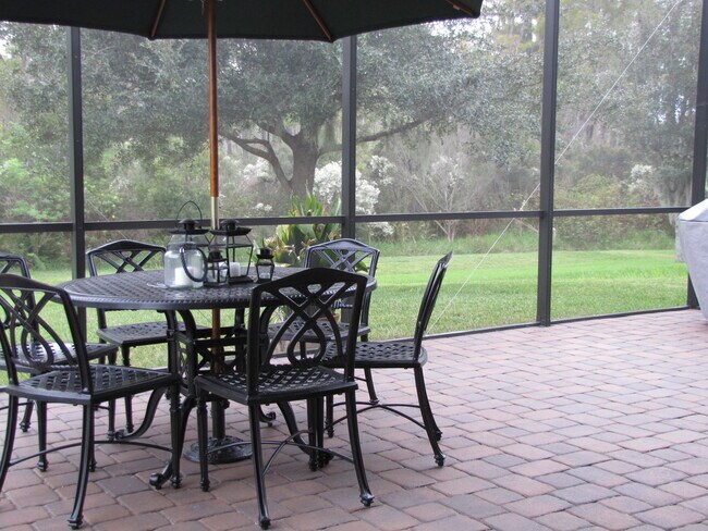 Building Photo - Stunning Windermere Home in Gated Communit...