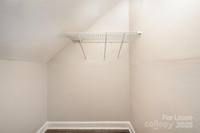 Building Photo - 1520 Seigle Ave