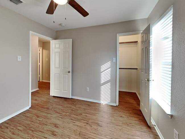 Building Photo - Darling Home in Keller ISD! READY FOR MOVE...