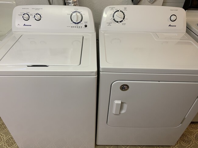 Full size Washer and Dryer - 1835 E 19th St