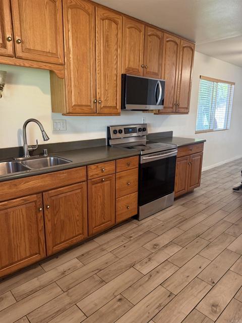 Building Photo - 7069 Russan Ln
