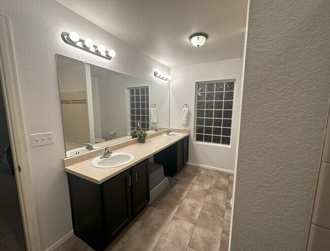 Primary Bathroom - 1918 Hogan Ct