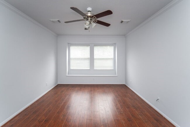 Building Photo - 2322 Cool Springs Ln