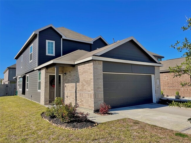 Building Photo - 25558 Woodmere Spur Ln
