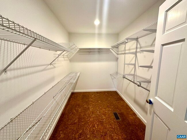 Building Photo - 3501 Glenaire Dr