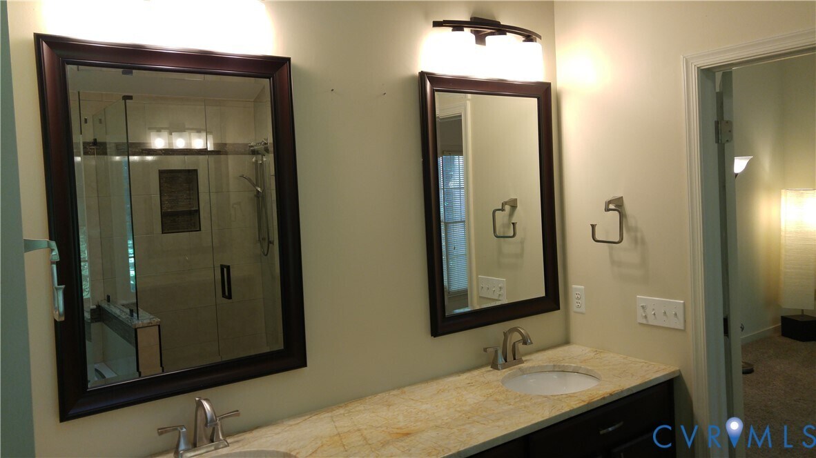 Building Photo - 9207 Abingdon Manor Ct