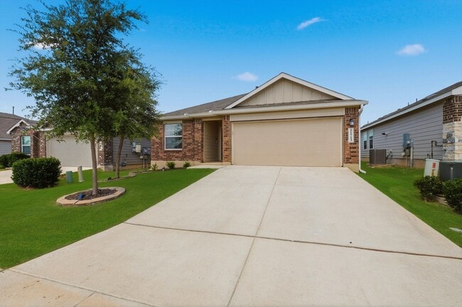 Building Photo - Bright Open Floor Plan | Solar Panels | Resort-Style Community